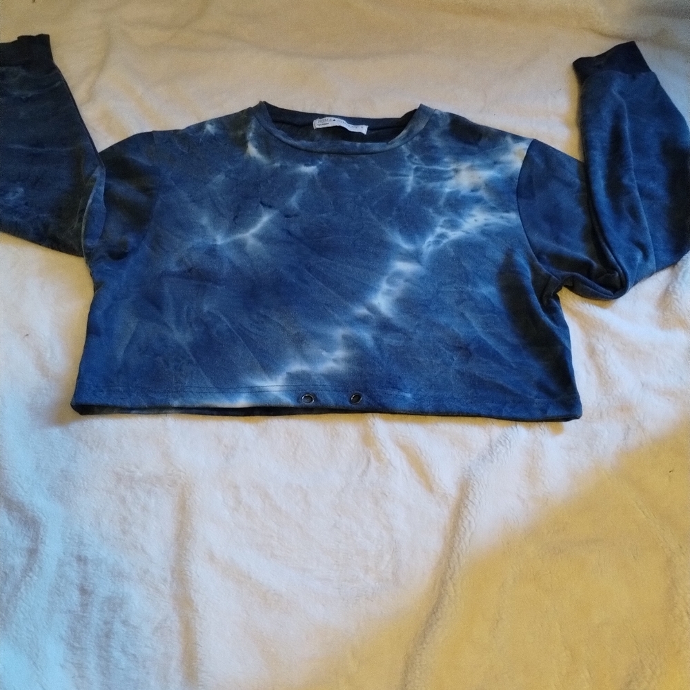 Roma Concept. Large. Tye dye blue and white